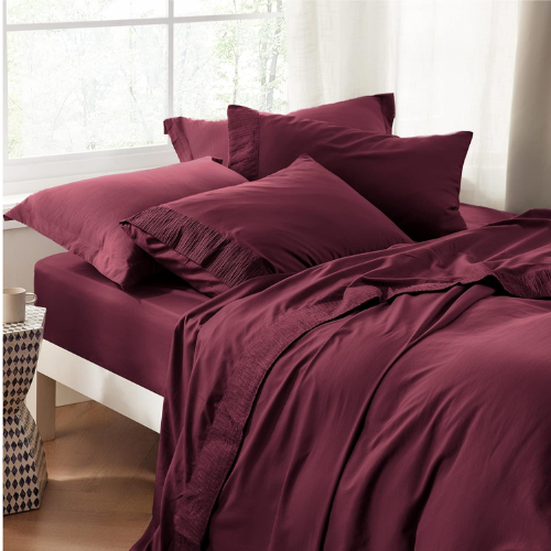 Bedsure Size Sheets - Soft Sheets for Size Bed, 4 Pieces Hotel Luxury Burgundy Sheets, Easy Care Polyester Microfiber Cooling Bed Sheet Set